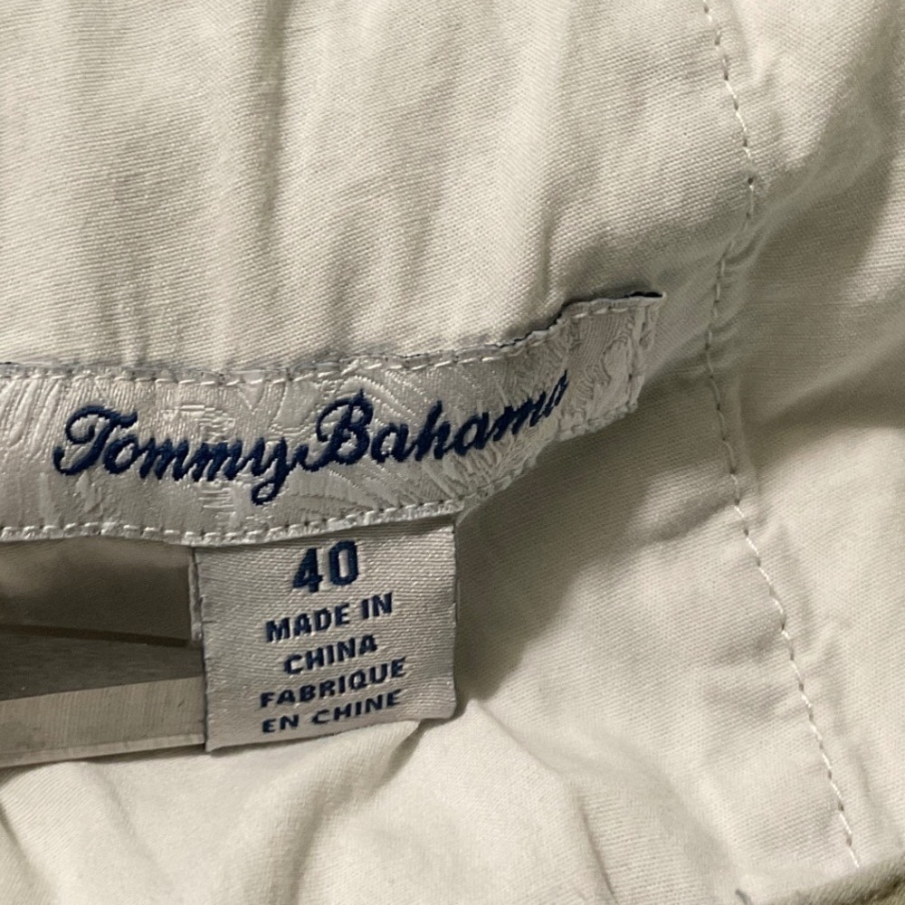 Tommy Bahama Mens Khaki Beige Chino Shorts Size 40 Flat Front Cotton Relaxed Fit - Picture 3 of 11